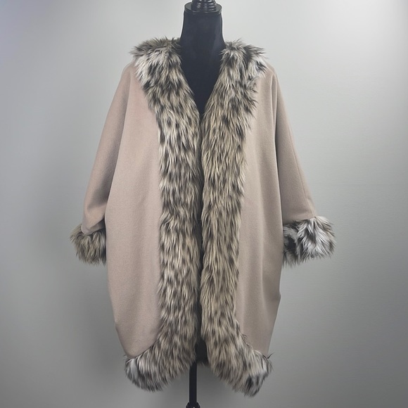 Adrienne Landau Stylish Long Coat Ladies Size M- - Picture 3 of 13